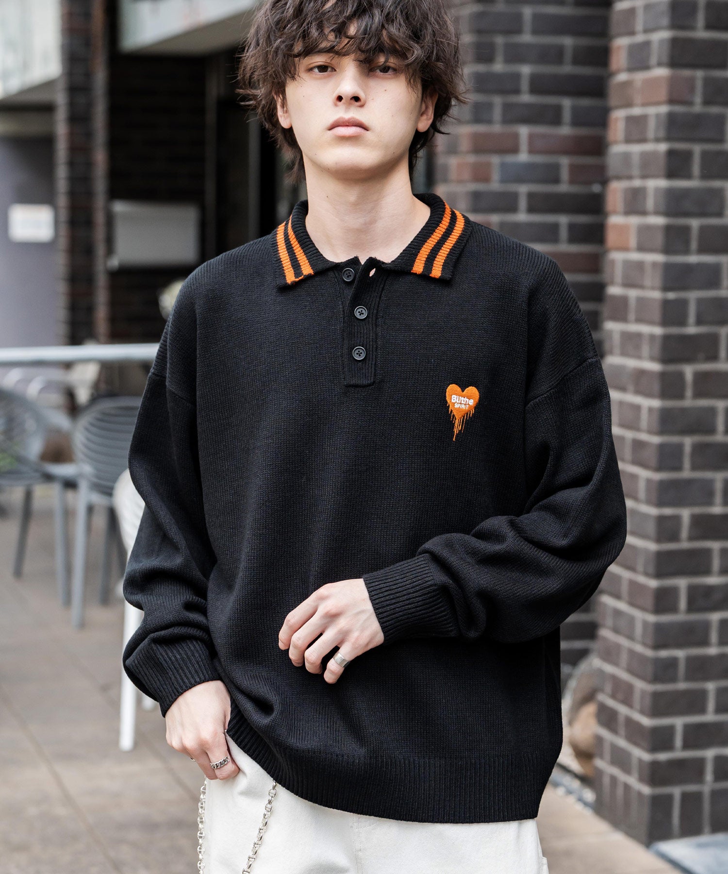 15188_Hbk_1.jpg