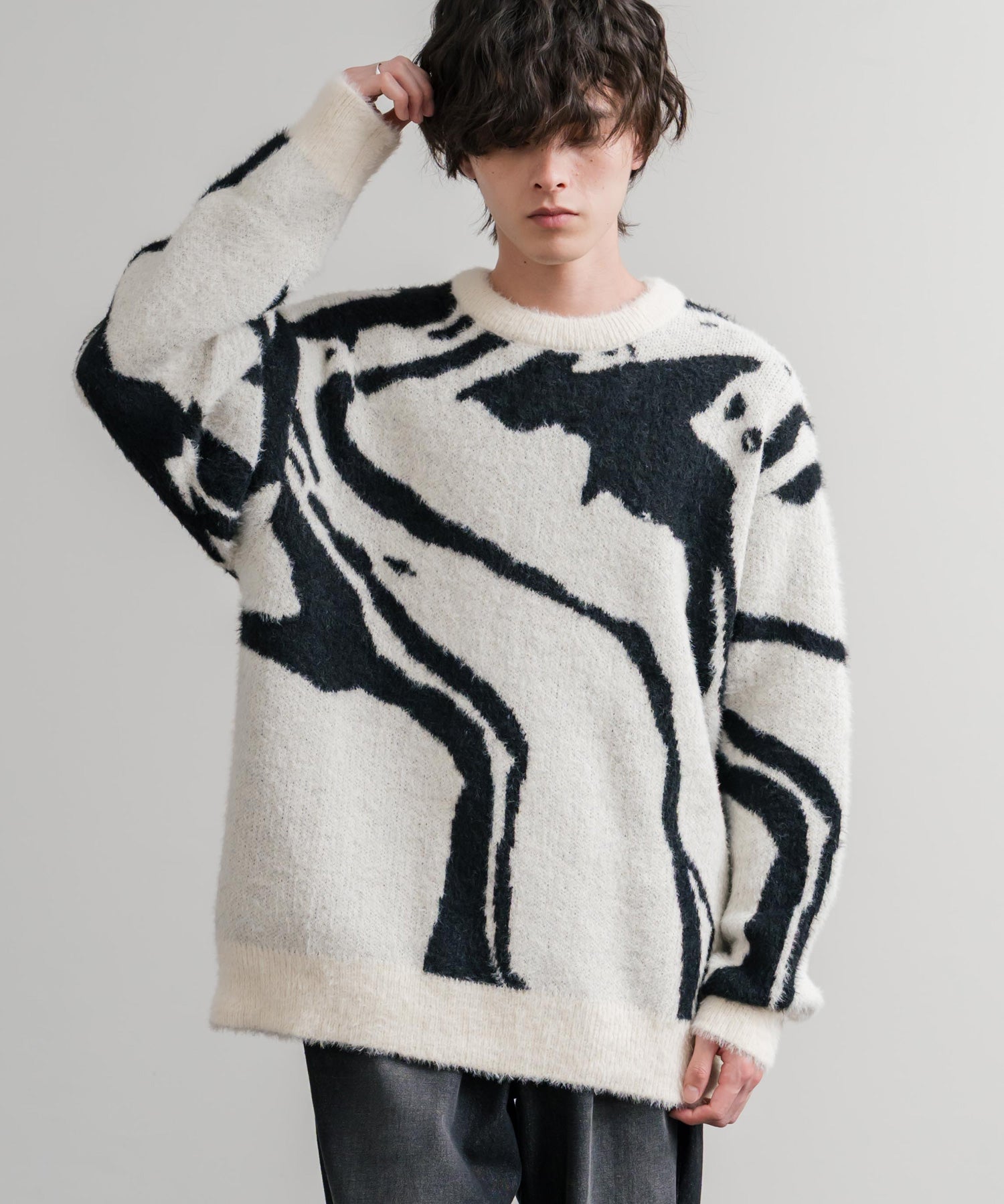 5Gフェザーヤーンジャガードマーブル柄ルーズクルーネック長袖ニット 15190
