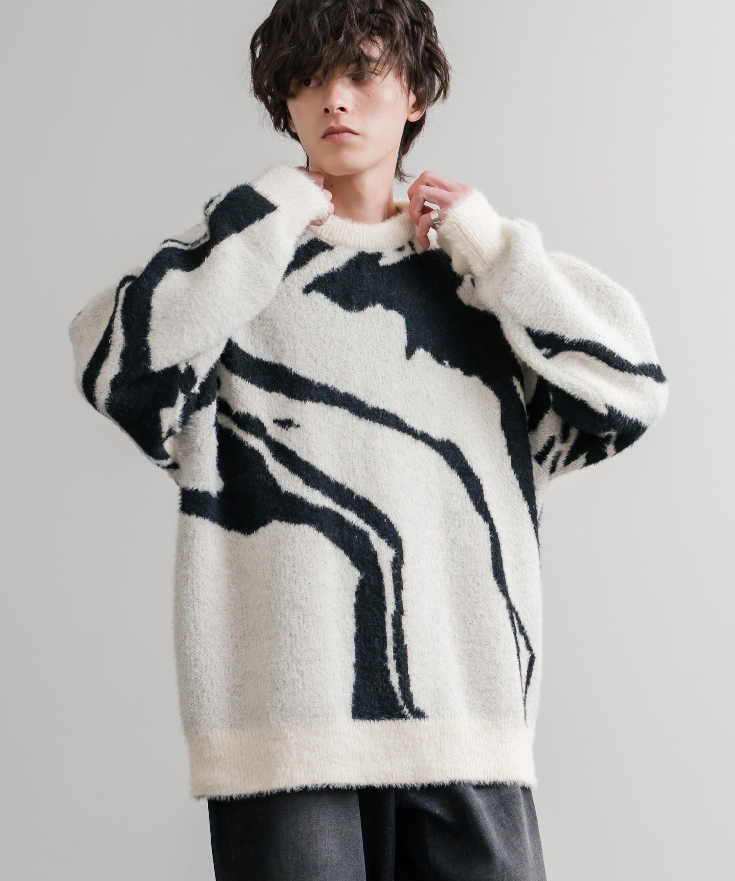 5Gフェザーヤーンジャガードマーブル柄ルーズクルーネック長袖ニット 15190