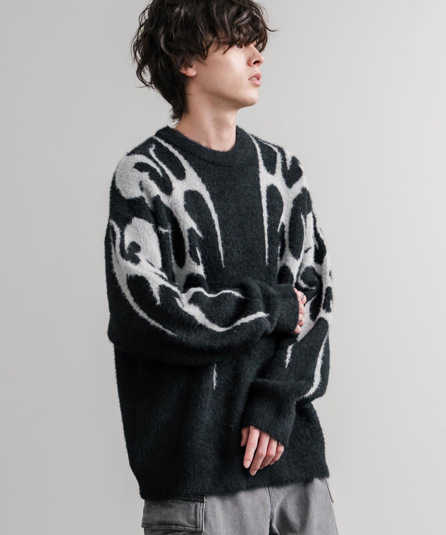 5Gフェザーヤーンジャガードトライバル柄ルーズクルーネック長袖ニット 15191