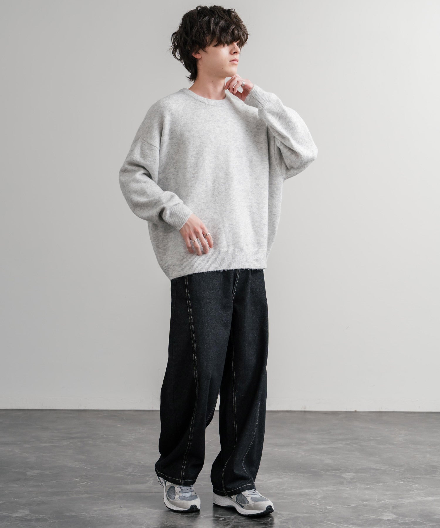 オーバーサイズ5Gウール混天竺ショート丈クルーネックニットセーター 15192