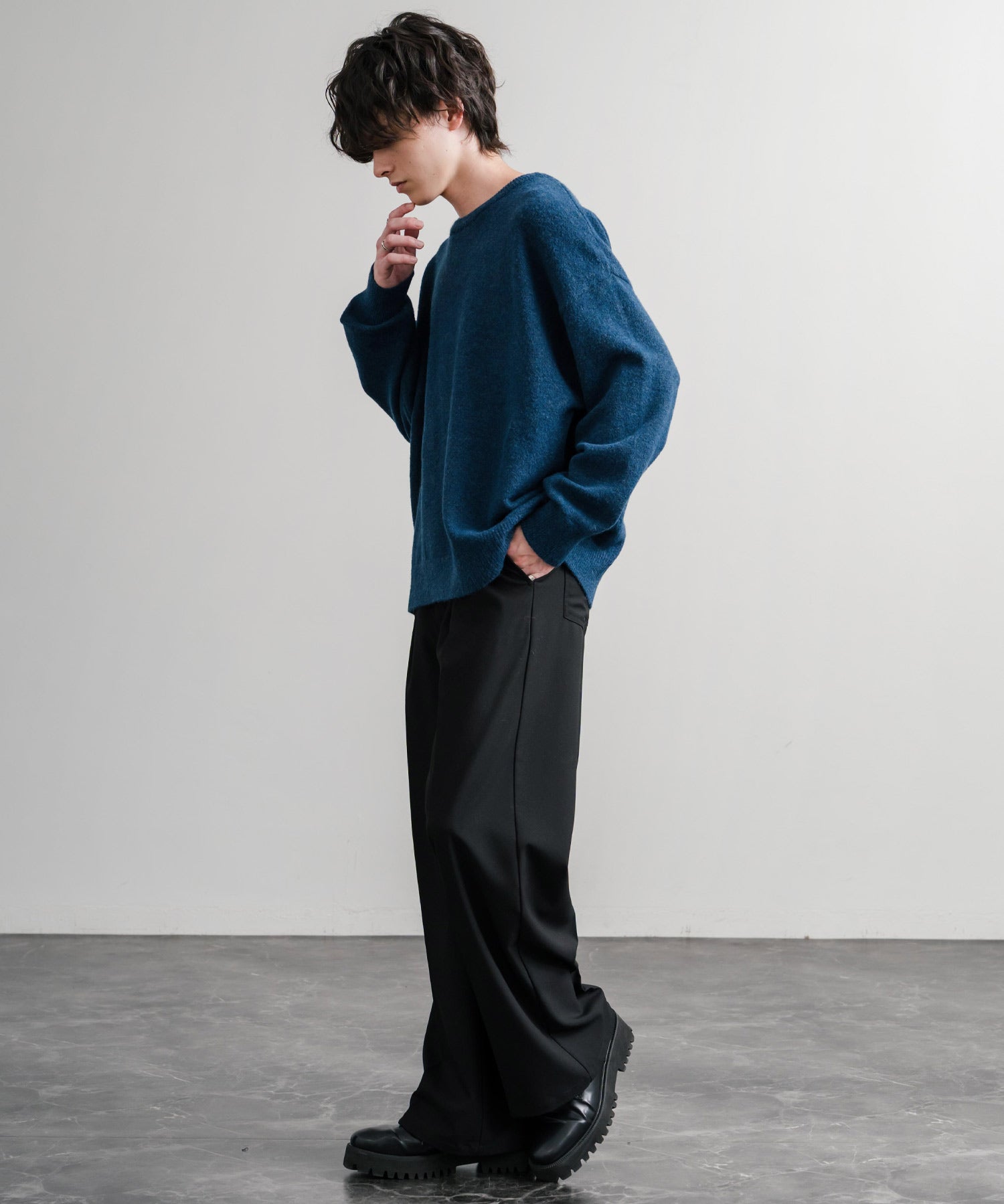 オーバーサイズ5Gウール混天竺ショート丈クルーネックニットセーター 15192