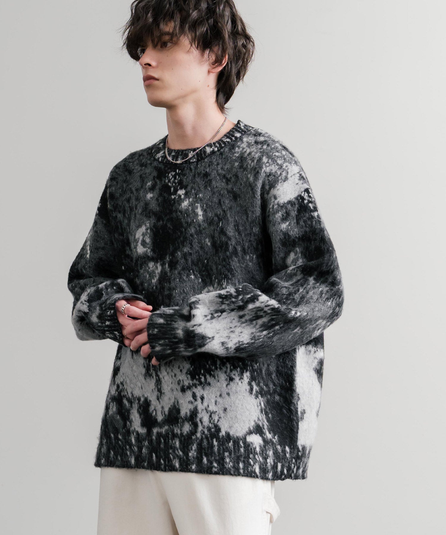 オーバーサイズ5Gジャガード編みアブストラクト柄クルーネックニットセーター 15193