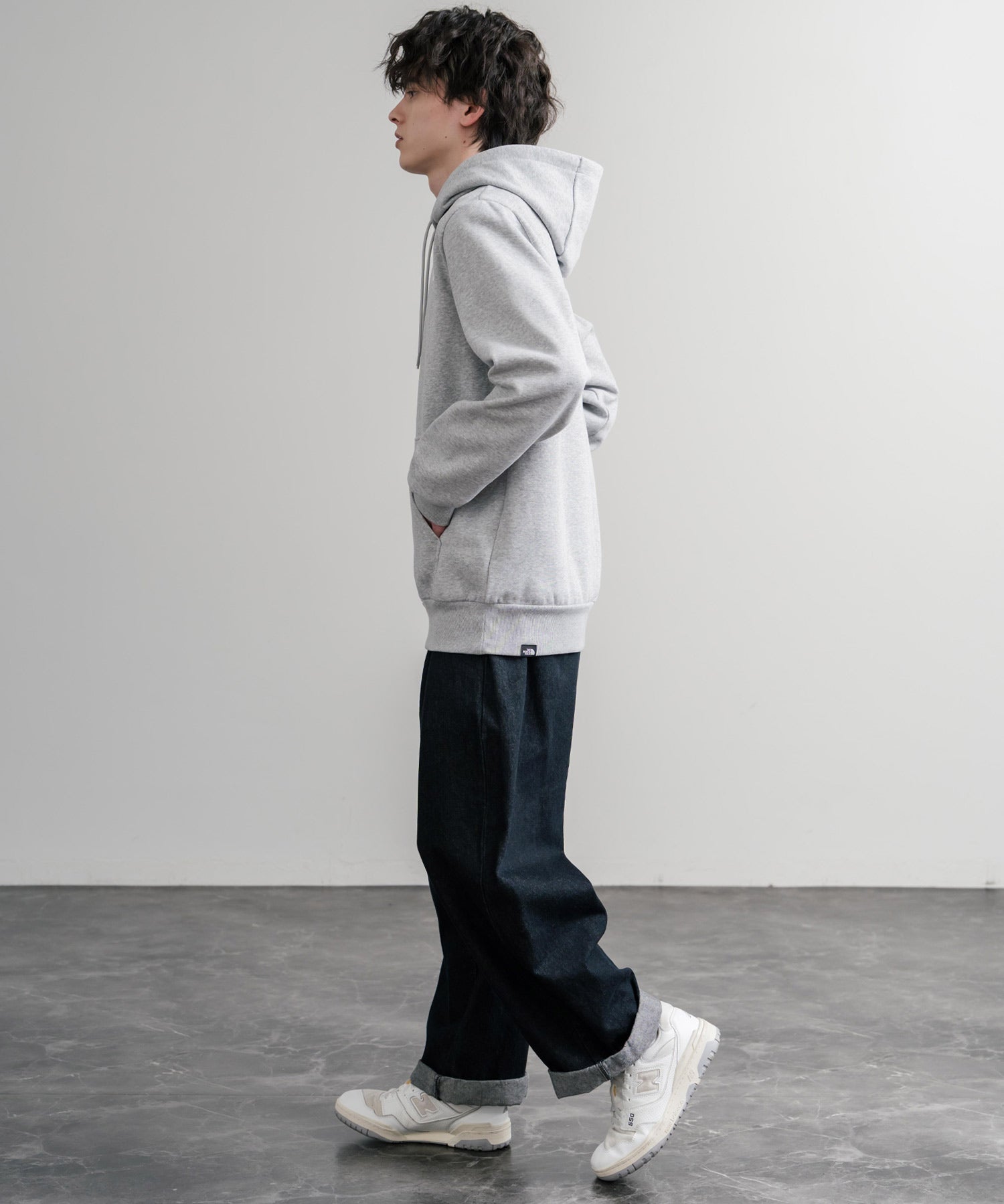 新色追加 THE NORTH FACE ザ・ノースフェイス SIMPLE DOME HOODIE オーバーサイズ裏起毛シンプルワンポイントロゴプルオーバーパーカー 15215