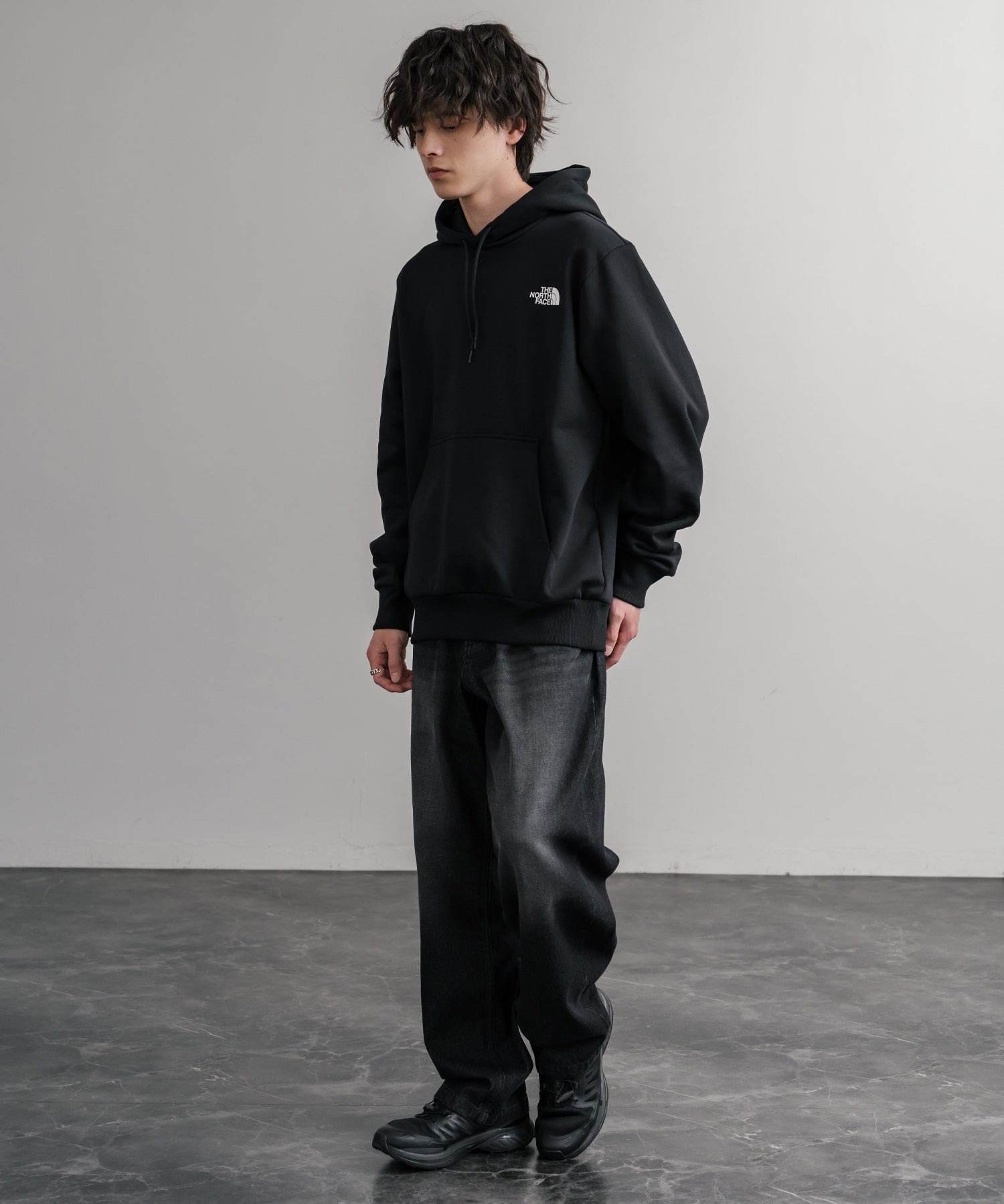 THE NORTH FACE ザ・ノースフェイス SIMPLE DOME HOODIE オーバーサイズ裏起毛シンプルワンポイントロゴプルオーバーパーカー 15215