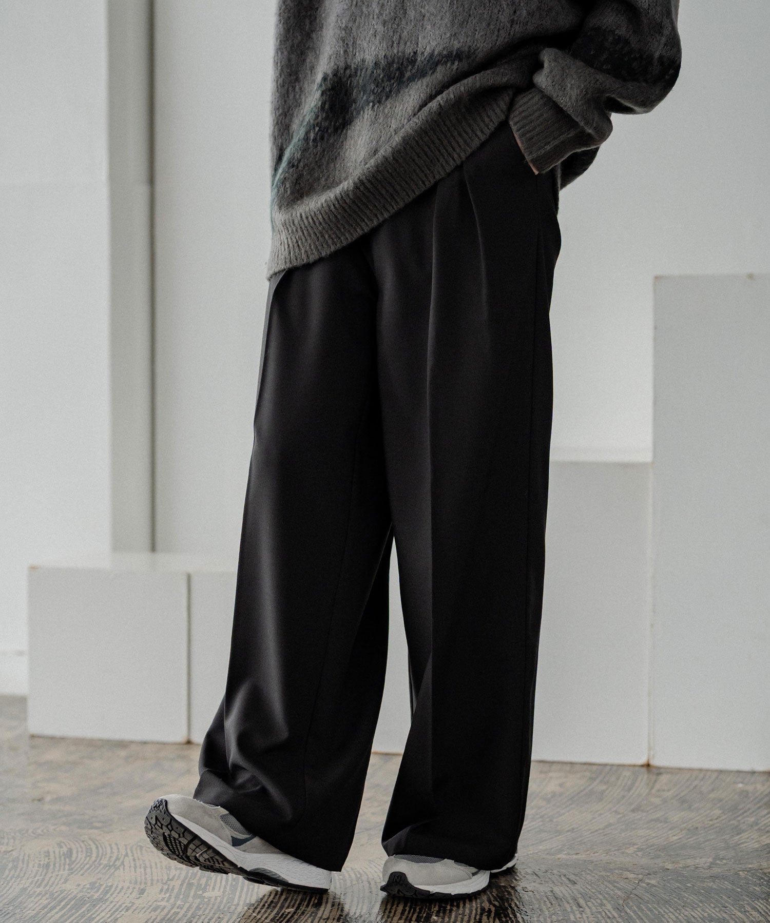 セミワイド2タックストレートスラックス 15248