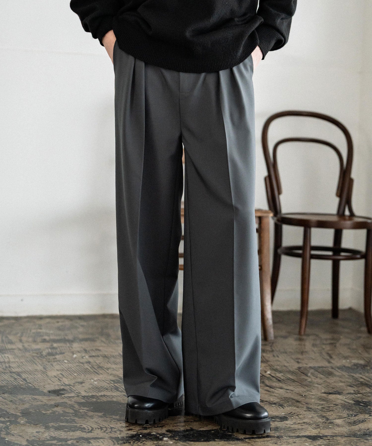 セミワイド2タックストレートスラックス 15248