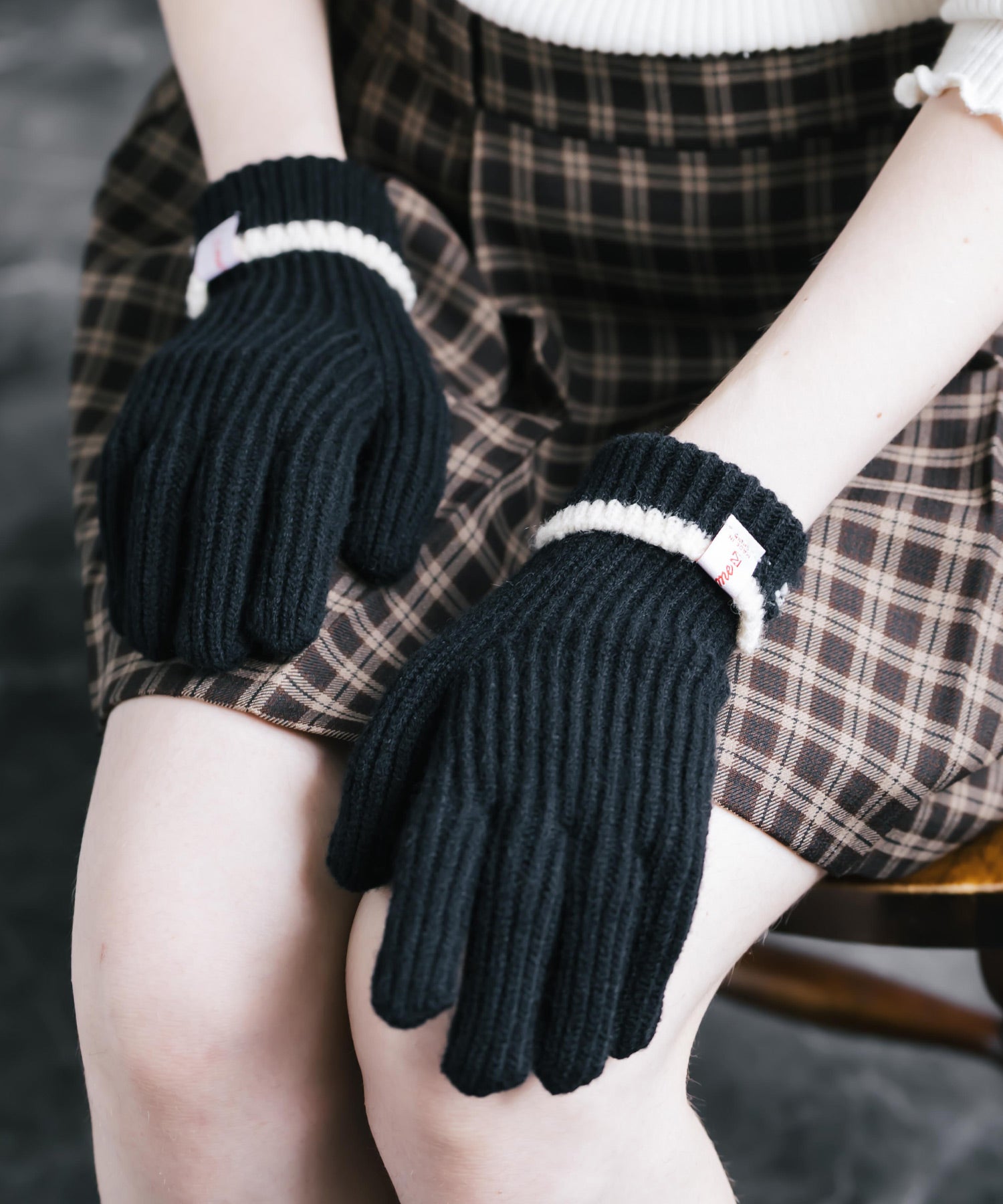 タッチパネル対応】ホールタッチリブニットライングローブ手袋 15255