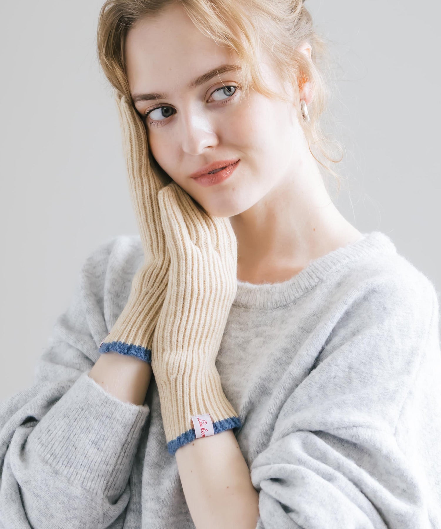 【スマホ/タッチパネル対応】ホールタッチリブニットライングローブ手袋 15255