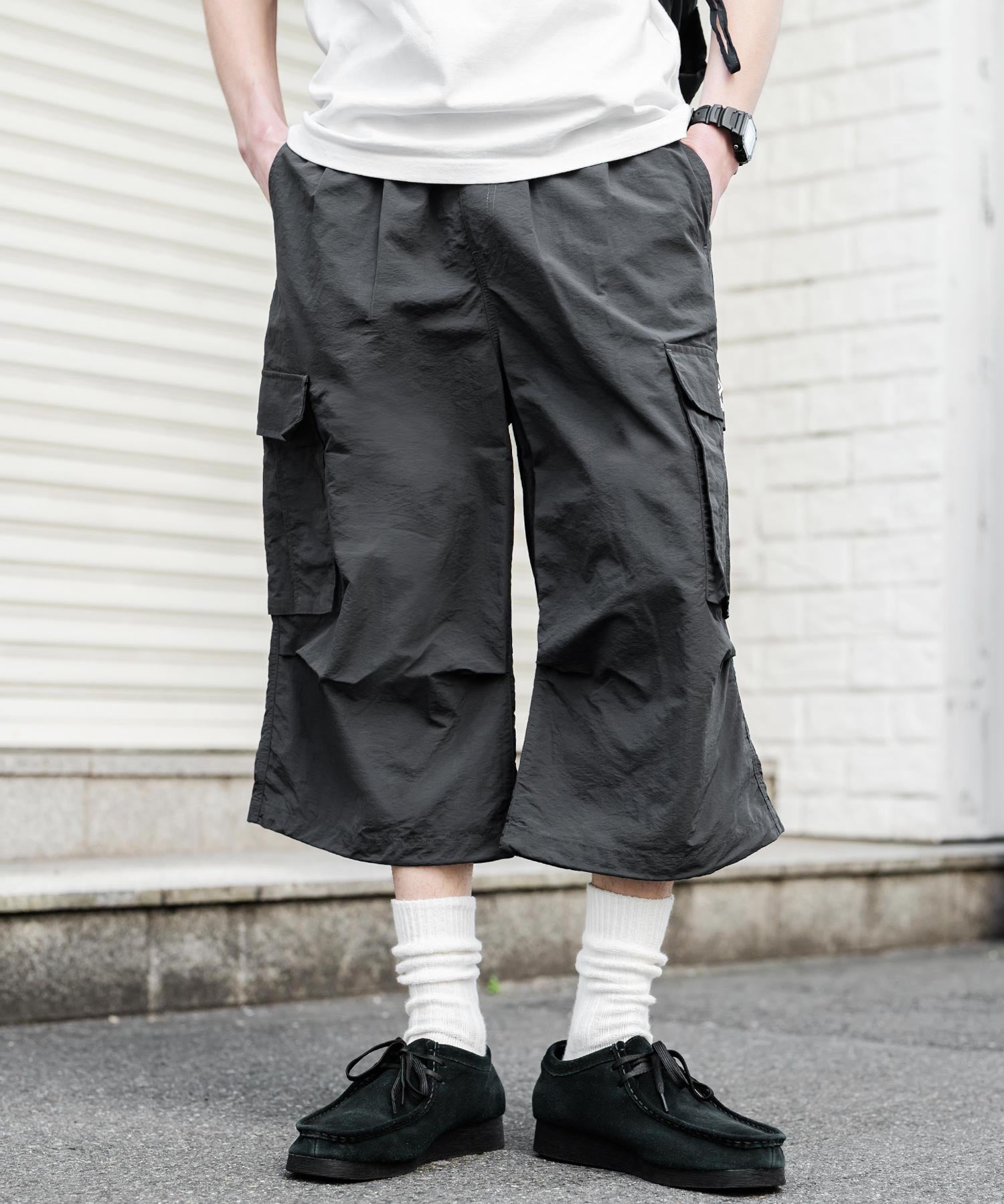 UMBRO アンブロ 別注コラボ 膝下丈 ワンポイントロゴ刺繍ナイロンワイドカーゴハーフパンツ 15348