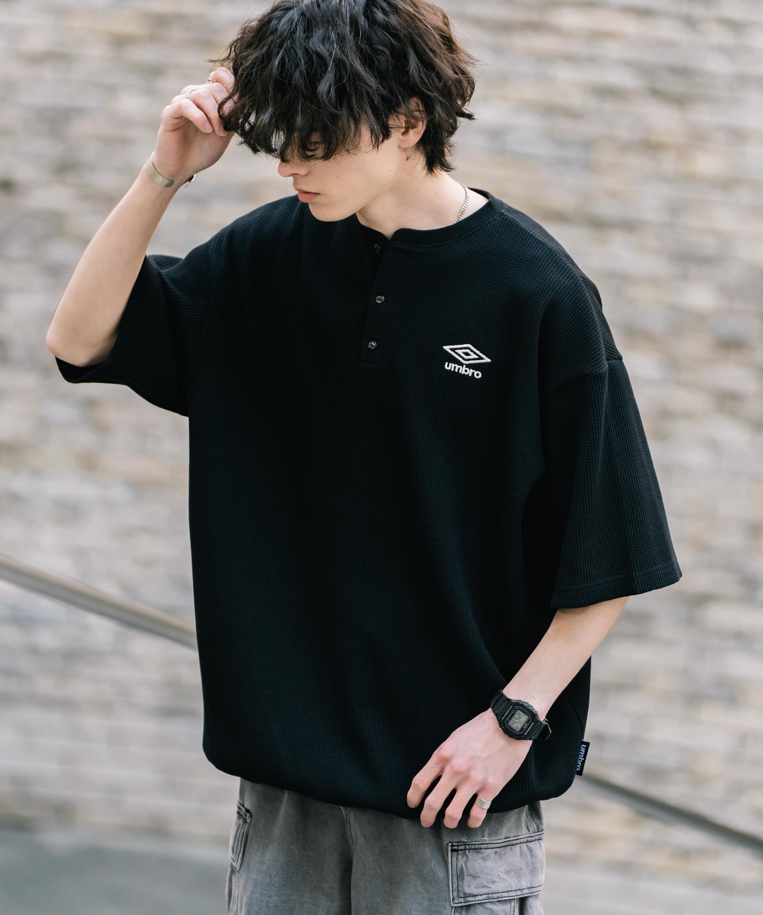 UMBRO アンブロ 別注コラボ オーバーサイズワンポイントロゴ刺繍ワッフルヘンリーネック半袖Tシャツ 15349