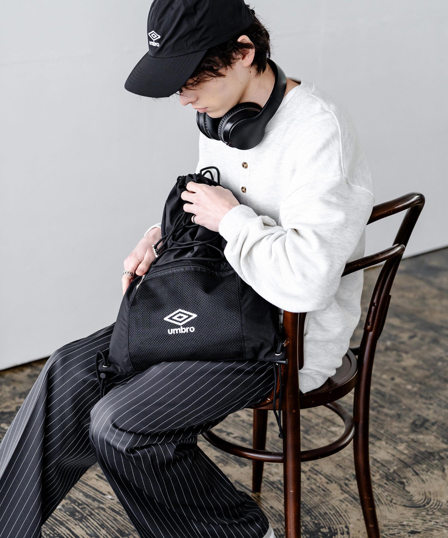 UMBRO 別注コラボ ドローコードワンポイントロゴナップサック 15350