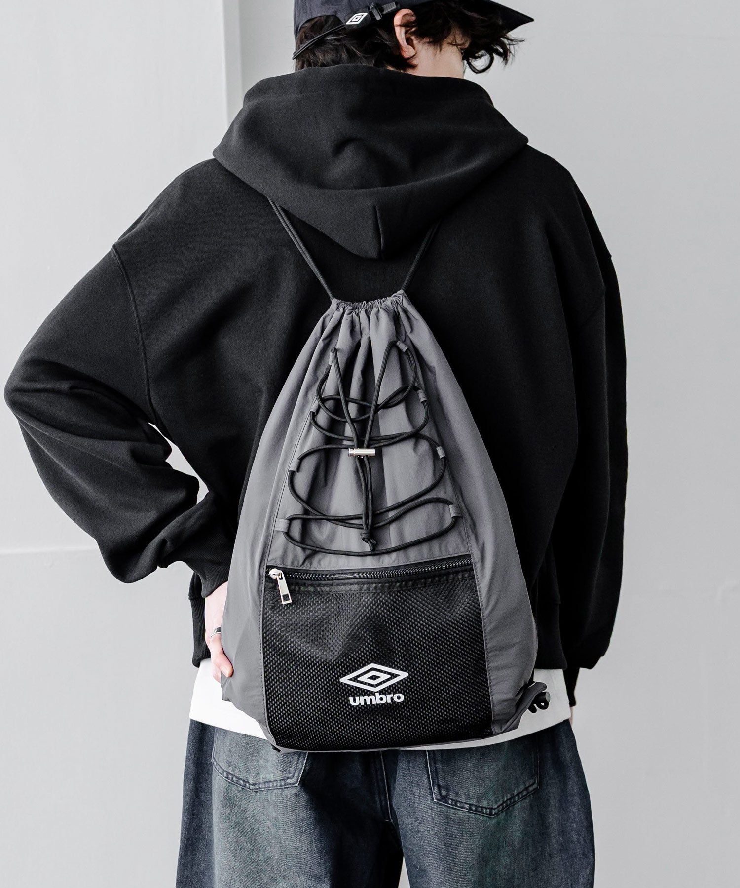 UMBRO 別注コラボ ドローコードワンポイントロゴナップサック 15350