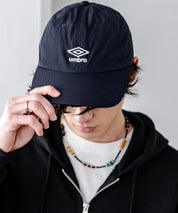 UMBRO 別注コラボ ワンポインロゴ刺繍ナイロンバンジーキャップ	15351