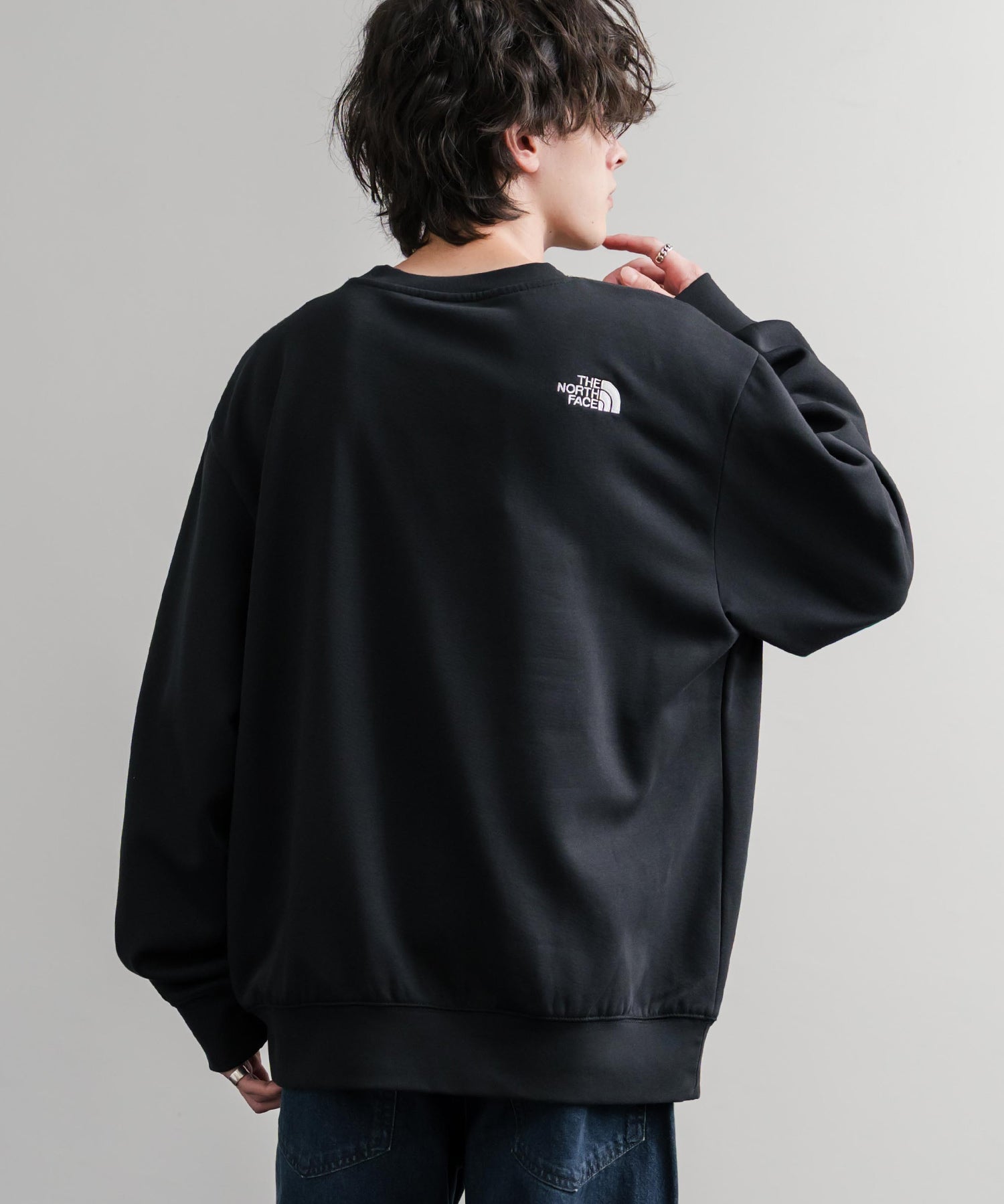 THE NORTH FACE ザ・ノースフェイス MEN S ESSENTIAL CREW 裏起毛ワンポイントロゴ刺繍長袖スウェット 15353