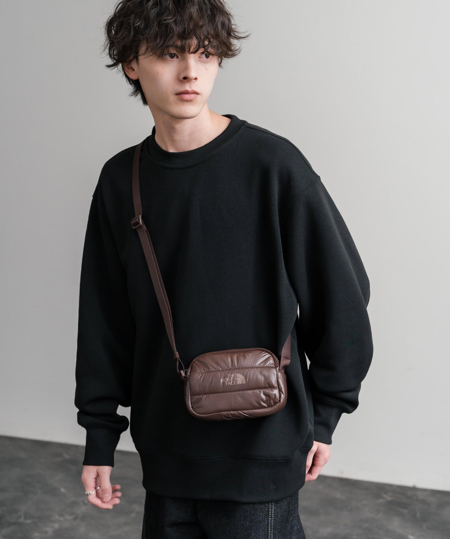 日本未展開モデル WHITE LABEL THE NORTH FACE CHUBBY CROSS BAG MINI ラウンド型キルティングミニクロスショルダーバッグ 15363