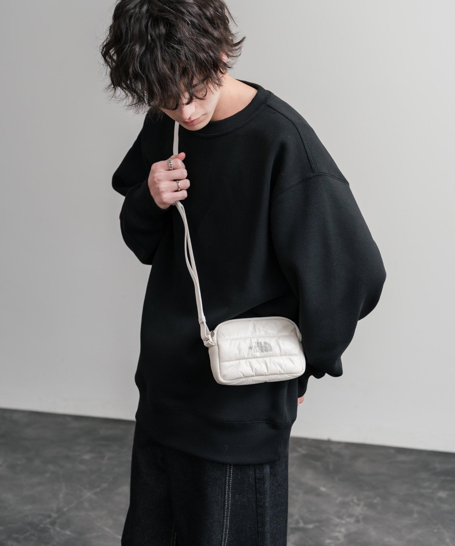 日本未展開モデル WHITE LABEL THE NORTH FACE CHUBBY CROSS BAG MINI ラウンド型キルティングミニクロスショルダーバッグ 15363