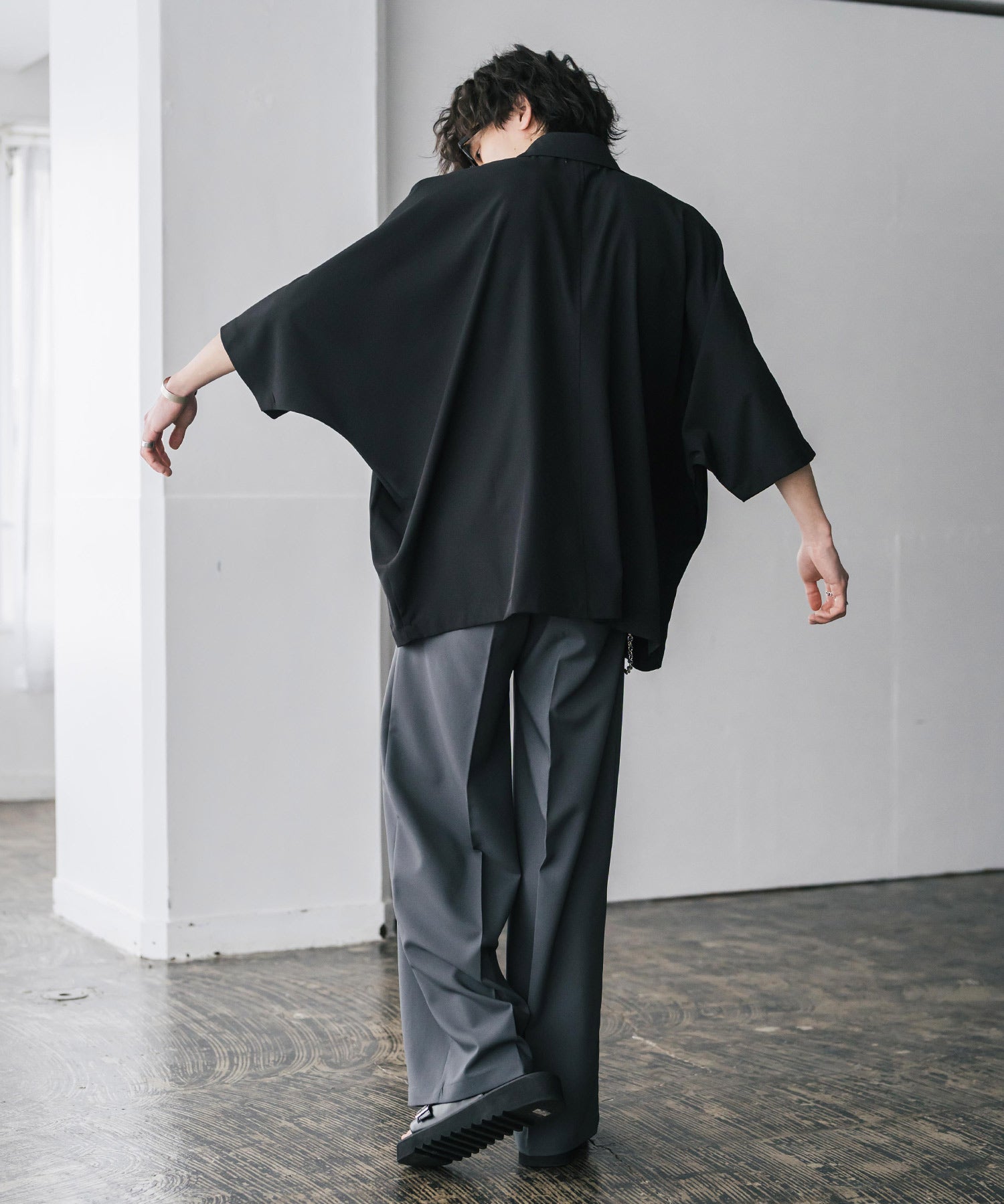 接触冷感 とろみビッグシルエットドルマン半袖シャツ 15365