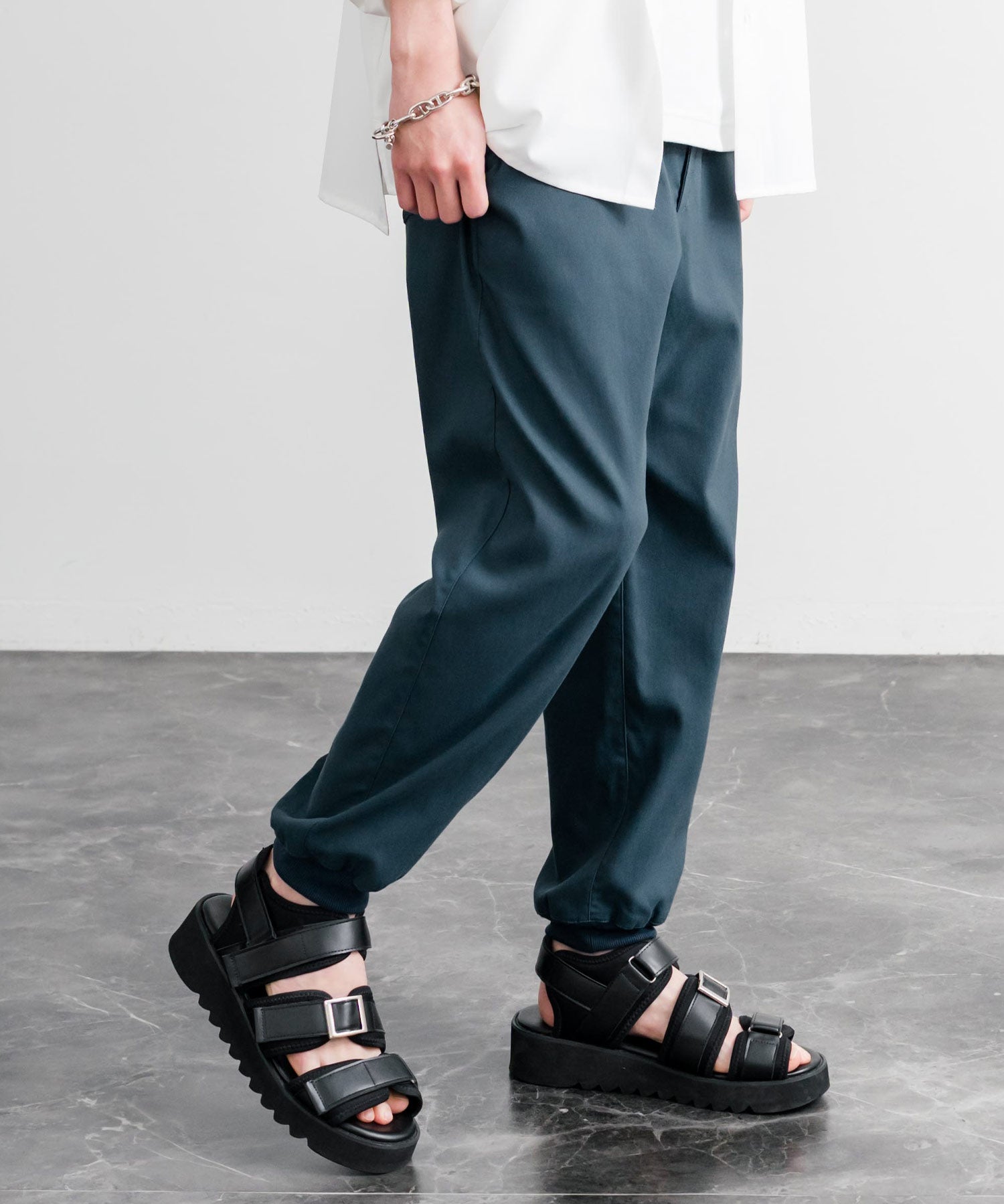 接触冷感 多機能ストレッチクロップドイージージョガーパンツ 15368