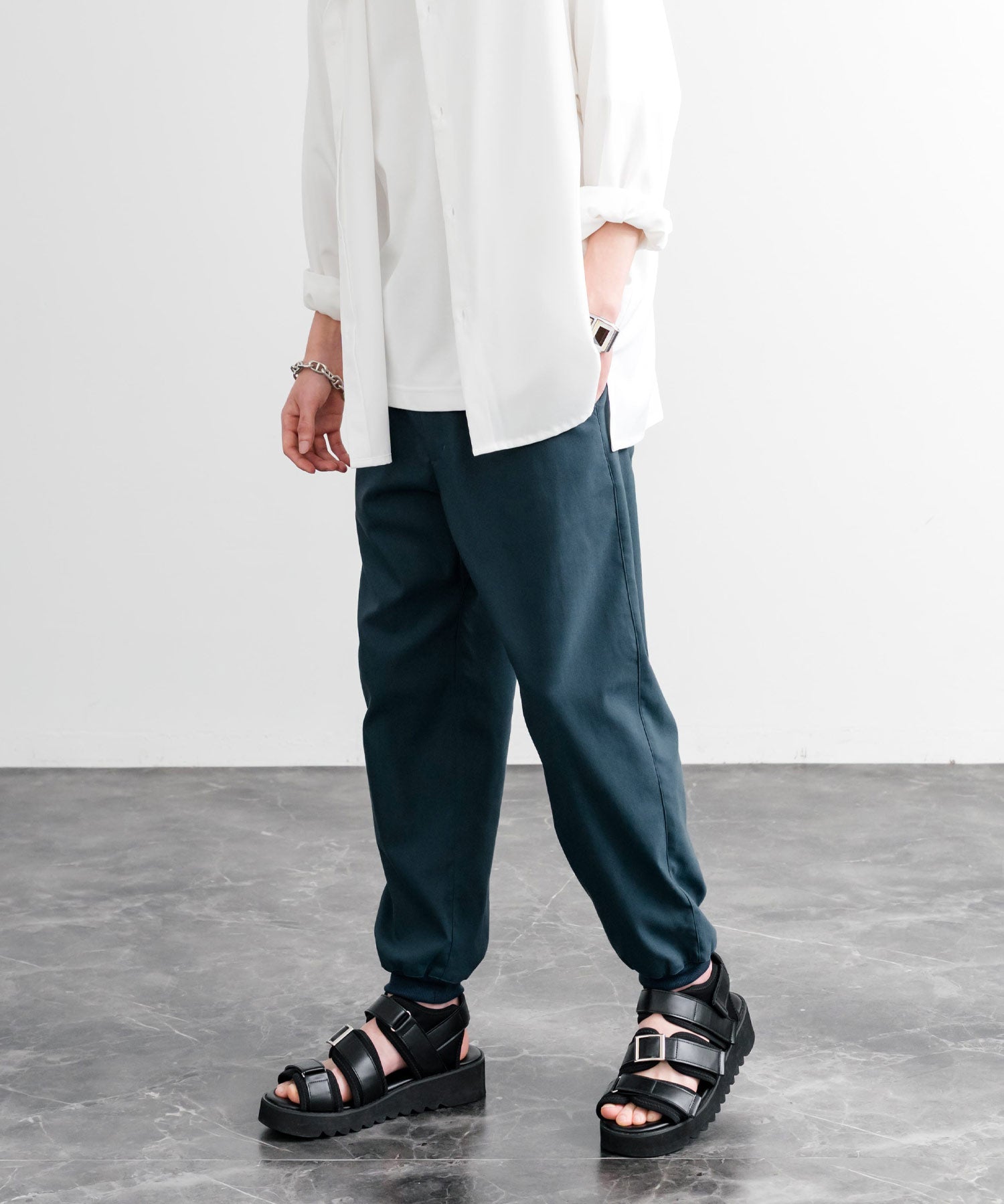 接触冷感 多機能ストレッチクロップドイージージョガーパンツ 15368