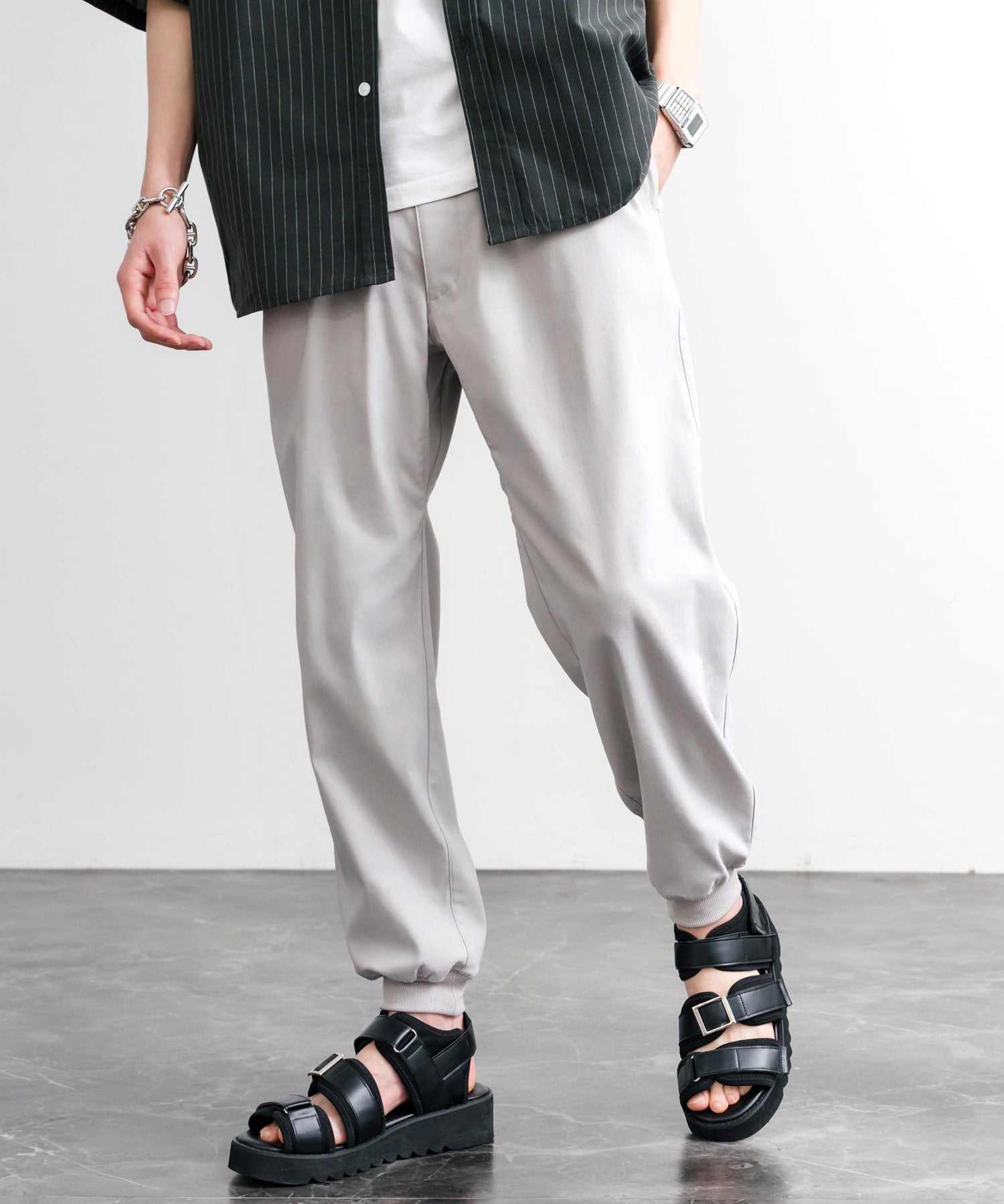 接触冷感 多機能ストレッチクロップドイージージョガーパンツ 15368