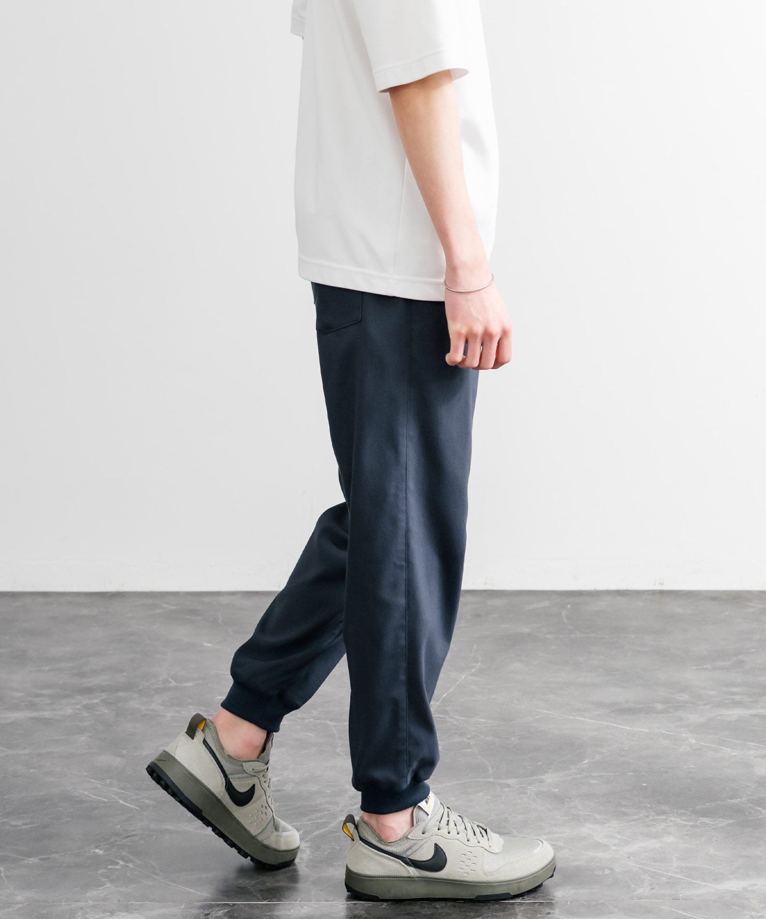 接触冷感 多機能ストレッチクロップドイージージョガーパンツ 15368