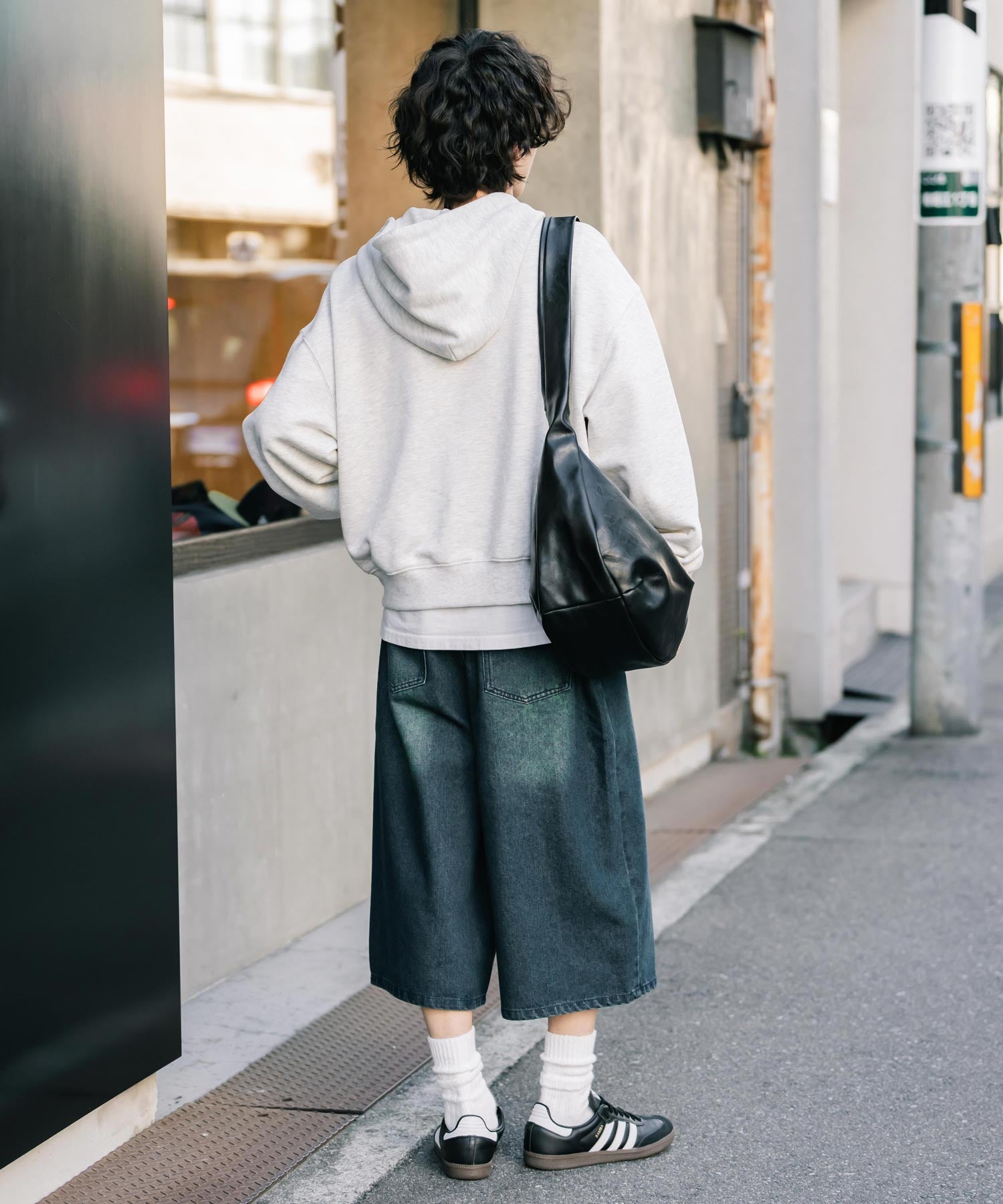 新色追加 ケミカルウォッシュ オーバーダイ ワイドデニムハーフショートパンツ 15374