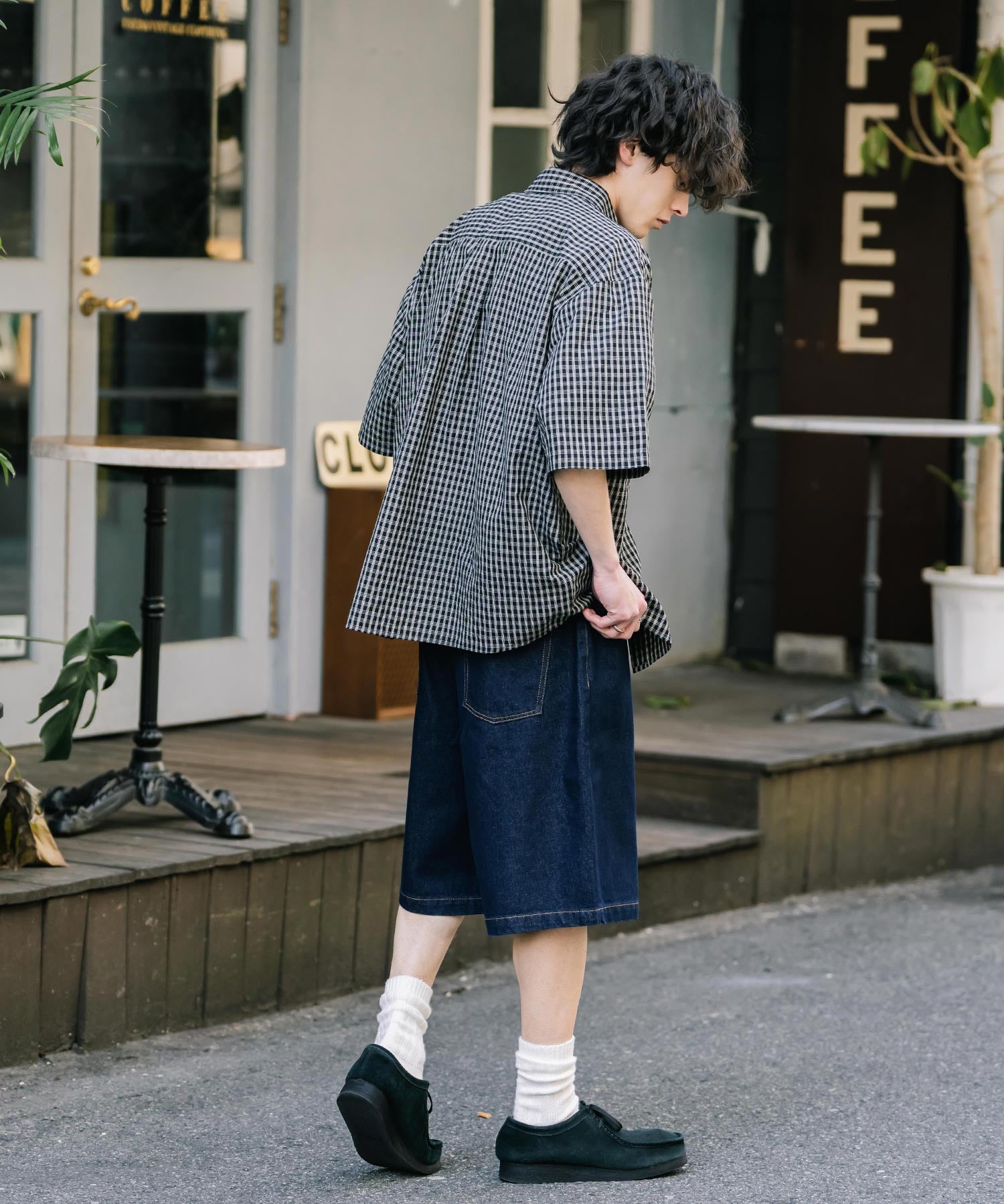 ケミカルウォッシュ オーバーダイ ワイドデニムハーフショートパンツ 15375