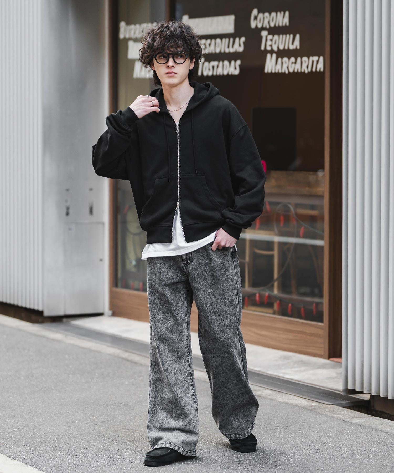 ルーズシルエットセミフレアワイドデニムパンツ 15376