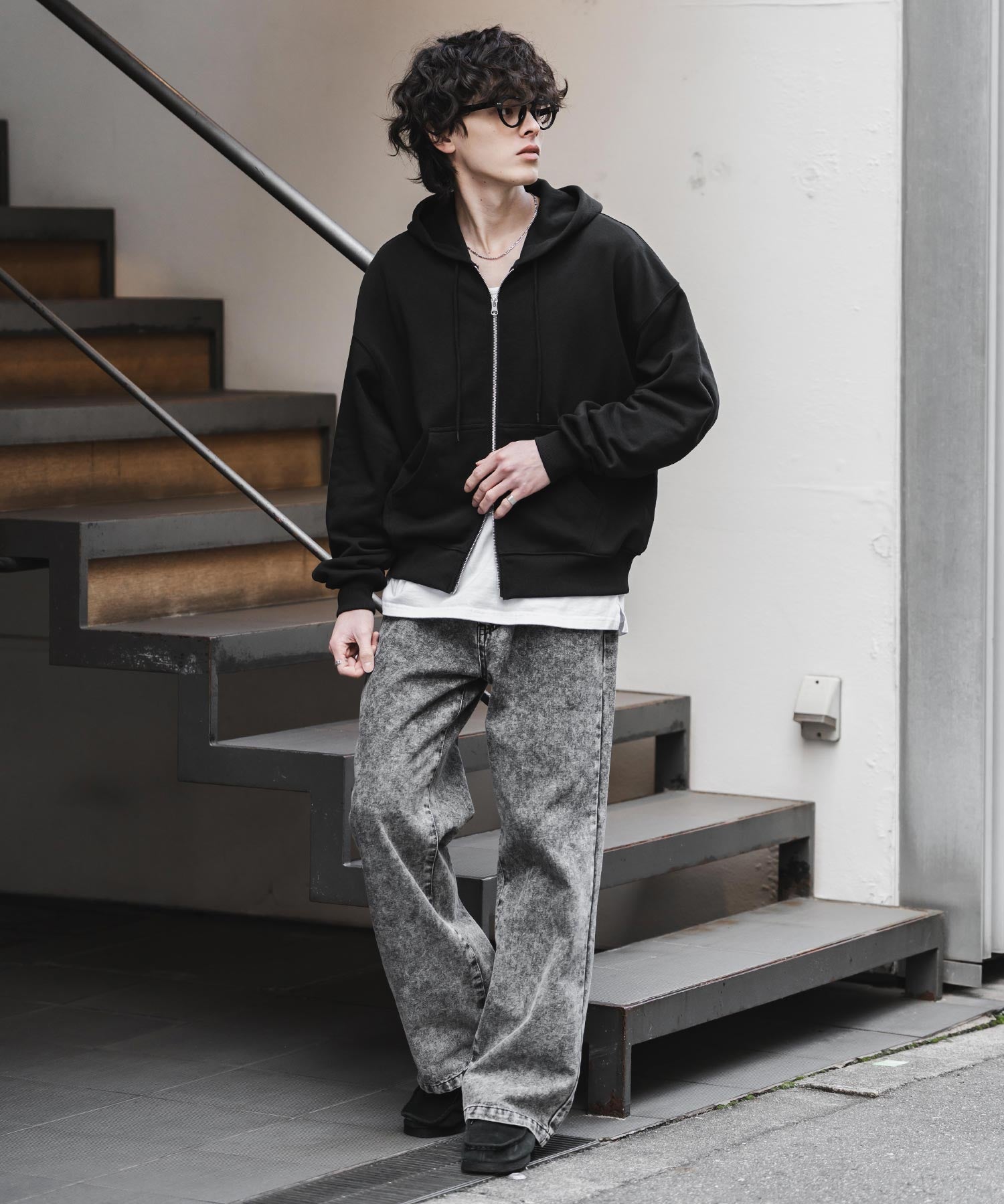 ルーズシルエットセミフレアワイドデニムパンツ 15376