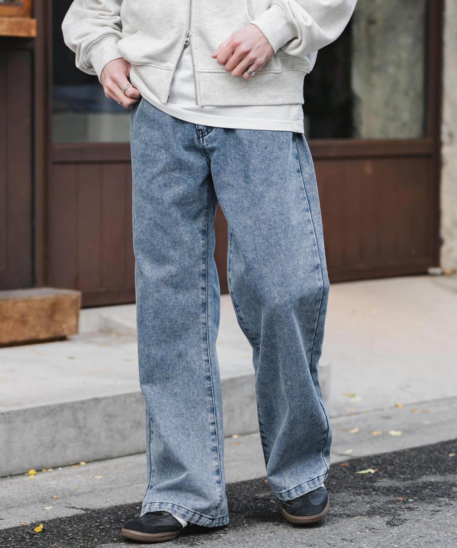 ルーズシルエットセミフレアワイドデニムパンツ 15376