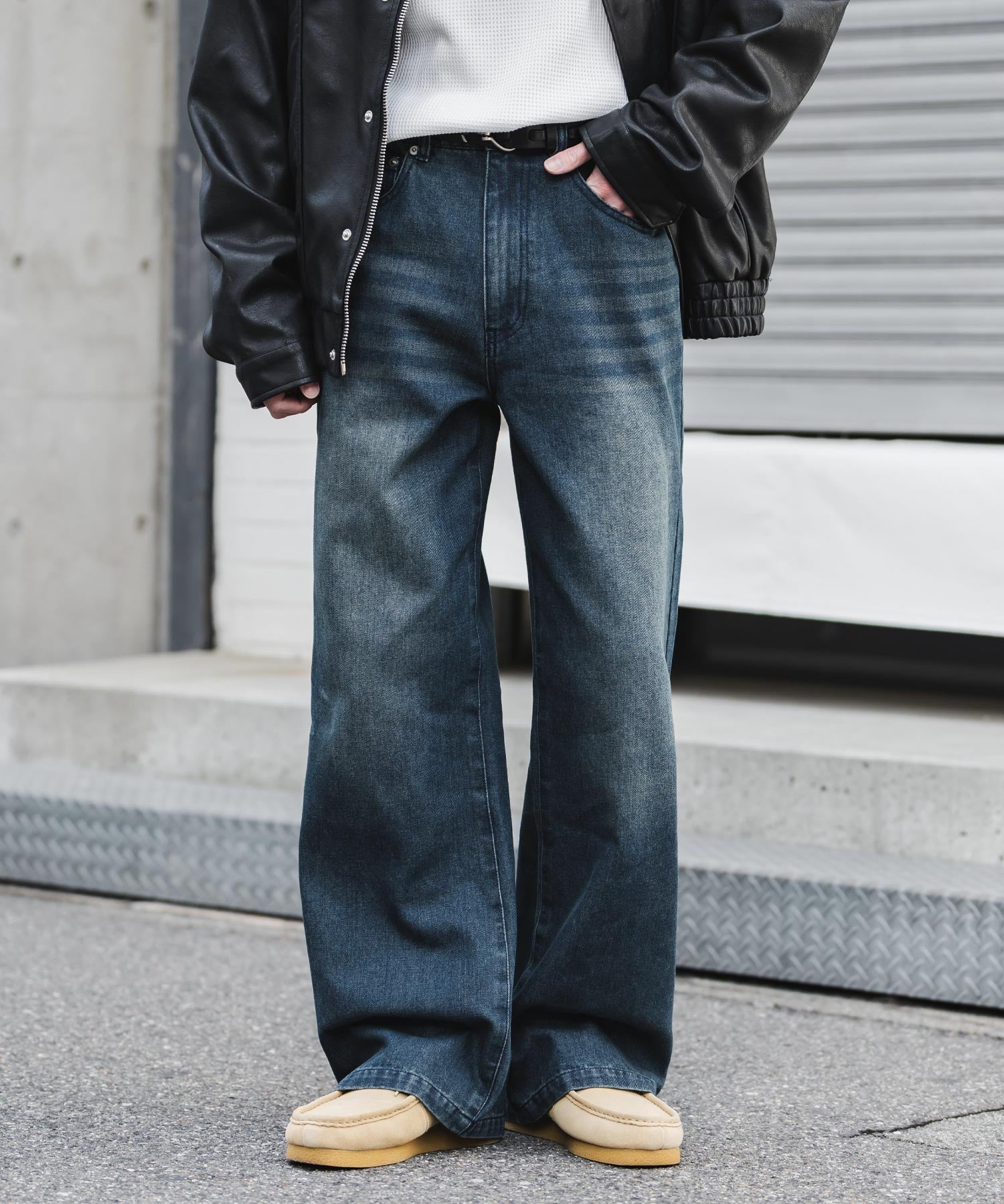 ルーズシルエットセミフレアワイドデニムパンツ 15376