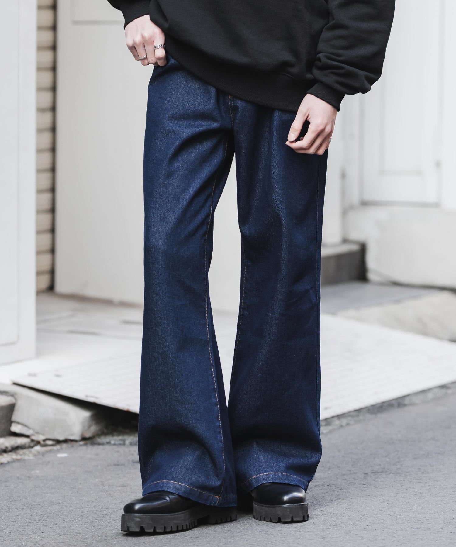 ルーズシルエットセミフレアワイドデニムパンツ 15376 – Rocky Monroe