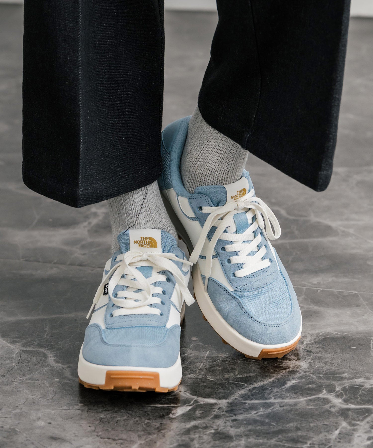 THE NORTH FACE DOME レースアップスニーカー ランニングシューズ	15381