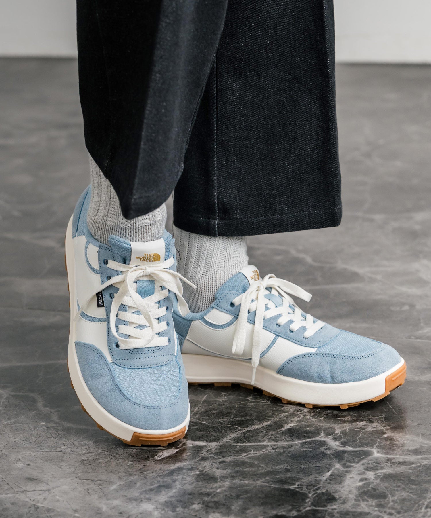 THE NORTH FACE DOME レースアップスニーカー ランニングシューズ	15381