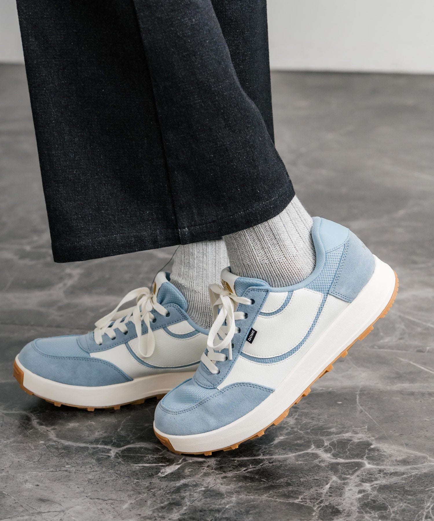 THE NORTH FACE DOME レースアップスニーカー ランニングシューズ	15381