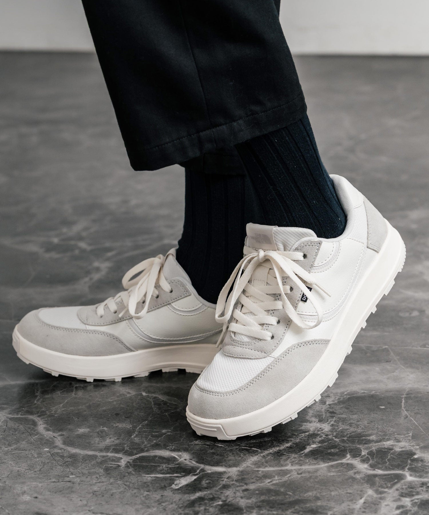 THE NORTH FACE DOME レースアップスニーカー ランニングシューズ	15381