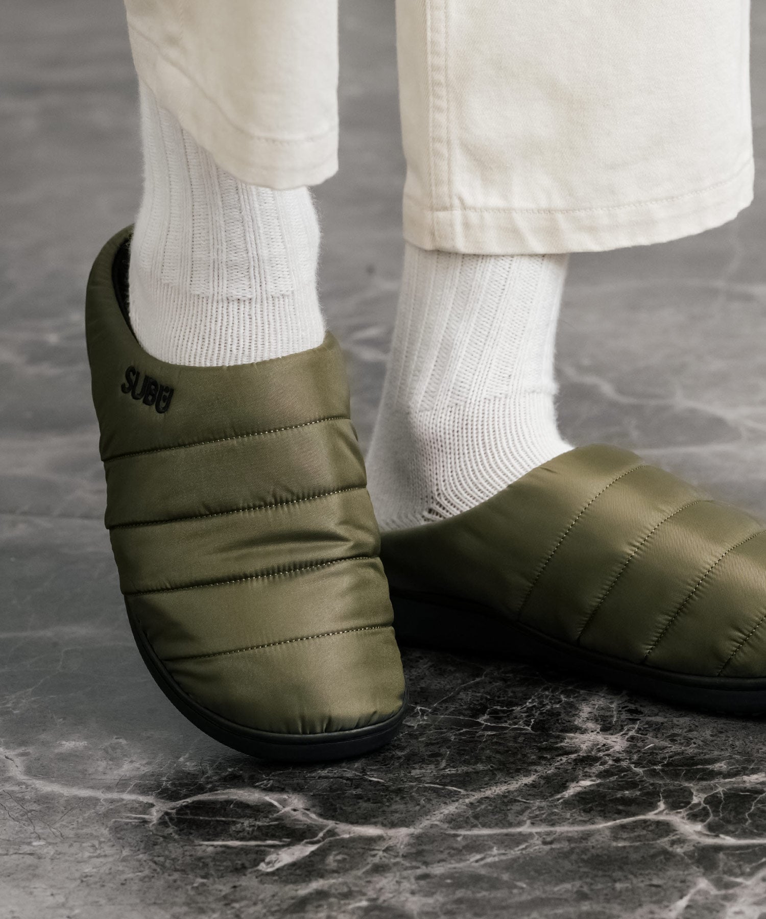 ワンポイントロゴ刺繍モックシューズスリッポンスリッパ 15384