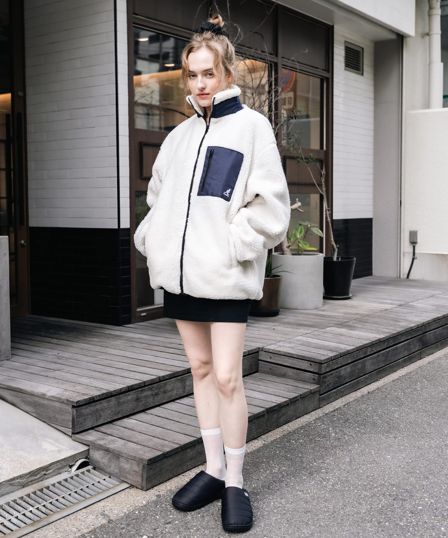 【SUBU/スブ】 サンダル F-line/ワンポイントロゴ刺繍モックシューズスリッポンスリッパ 15384