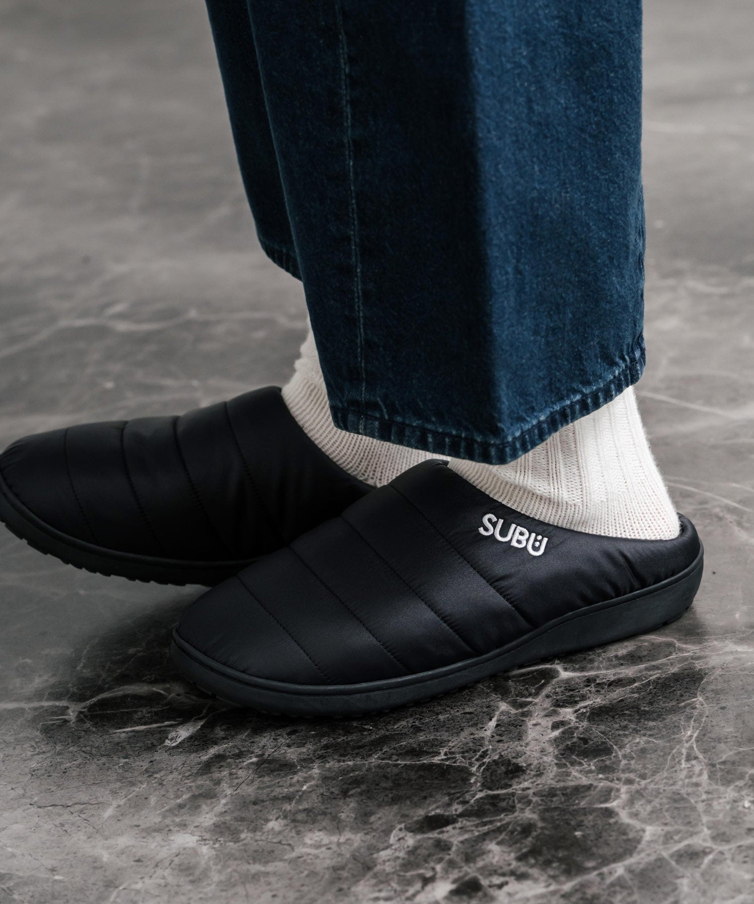 【SUBU/スブ】 サンダル F-line/ワンポイントロゴ刺繍モックシューズスリッポンスリッパ 15384