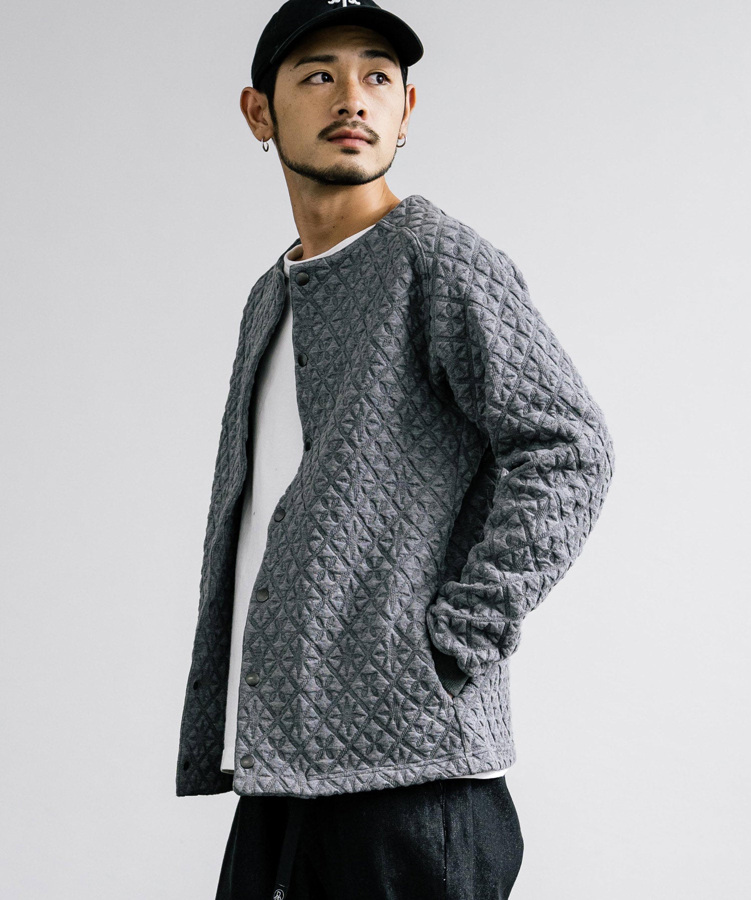 Upscape Audience アップスケープオーディエンス 日本製 国産 尾州 コットンキルトノーカラースナップジャケット AUD7330 15388