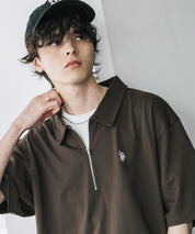 新色追加 U.S. POLO ASSN. 別注コラボオーバーサイズワンポイントロゴ刺繍天竺半袖ハーフジップポロシャツ 無地/クレリック 15426