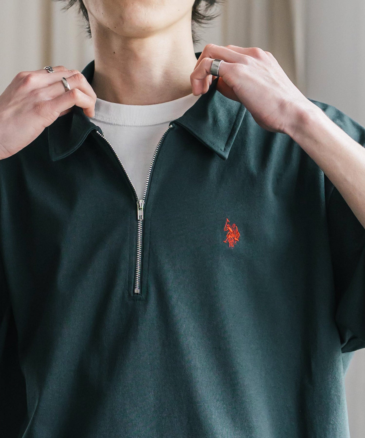 新色追加 U.S. POLO ASSN. 別注コラボオーバーサイズワンポイントロゴ刺繍天竺半袖ハーフジップポロシャツ 無地/クレリック 15426