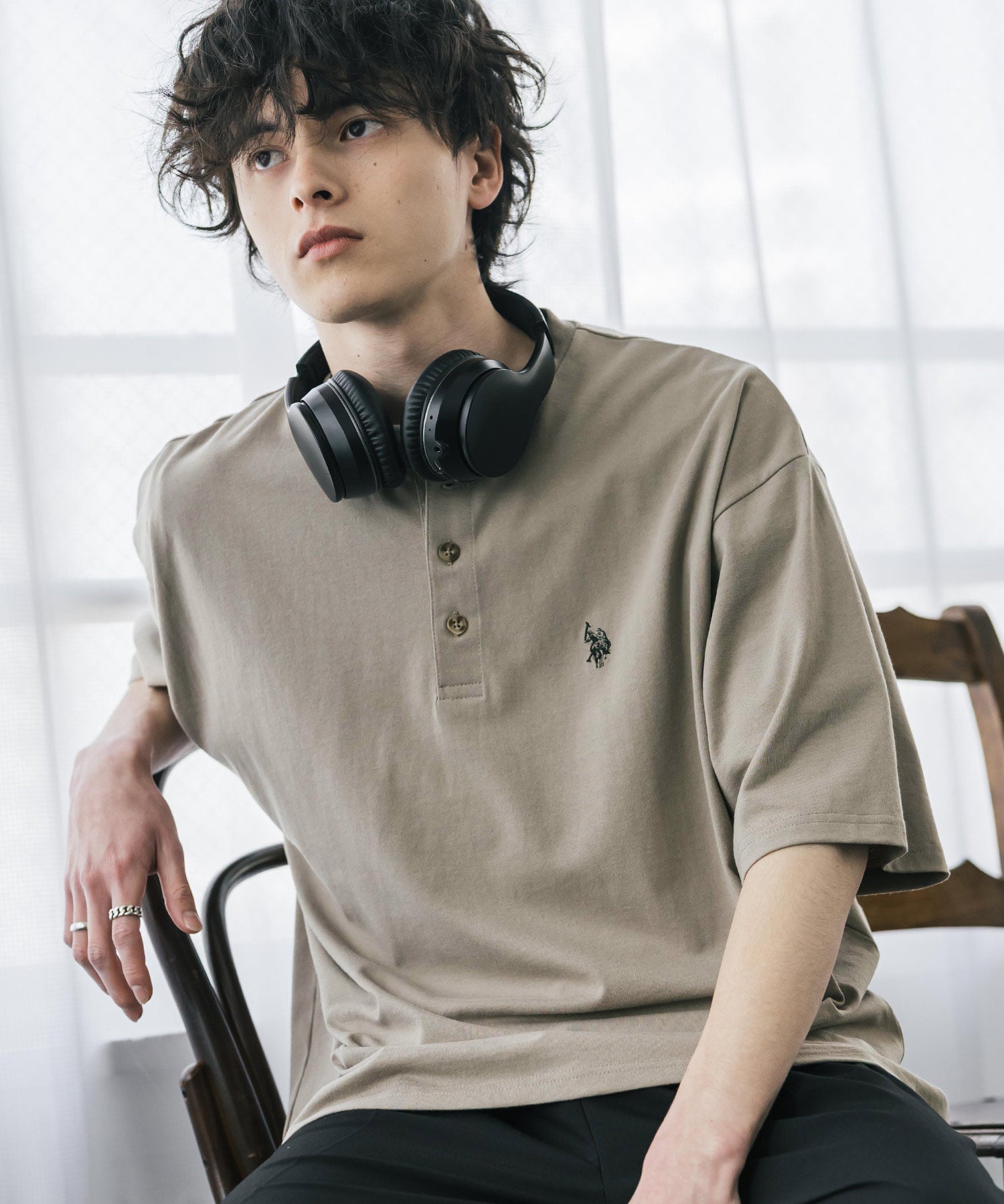 U.S. POLO ASSN. ユーエスポロアッスン 別注コラボワンポイントロゴ刺繍天竺ヘンリーネック半袖Tシャツ 15427