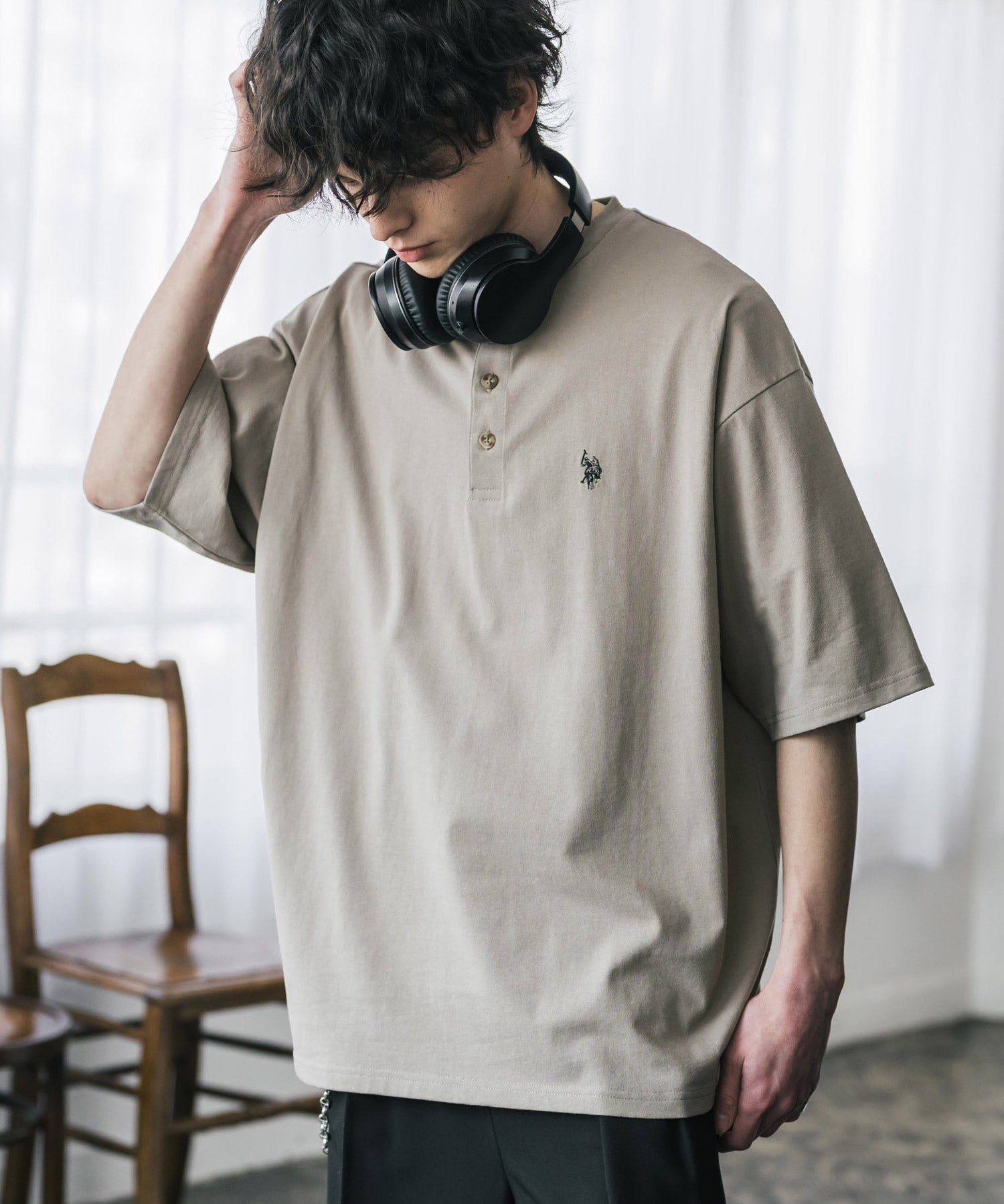 U.S. POLO ASSN. ユーエスポロアッスン 別注コラボワンポイントロゴ刺繍天竺ヘンリーネック半袖Tシャツ 15427