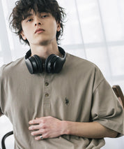 U.S. POLO ASSN. ユーエスポロアッスン 別注コラボワンポイントロゴ刺繍天竺ヘンリーネック半袖Tシャツ 15427