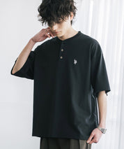 U.S. POLO ASSN. ユーエスポロアッスン 別注コラボワンポイントロゴ刺繍天竺ヘンリーネック半袖Tシャツ 15427
