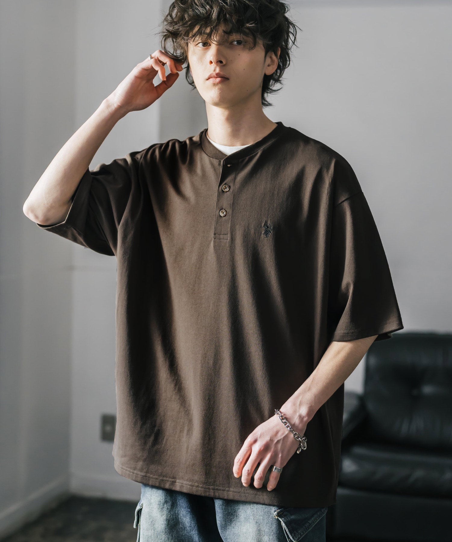 U.S. POLO ASSN. ユーエスポロアッスン 別注コラボワンポイントロゴ刺繍天竺ヘンリーネック半袖Tシャツ 15427