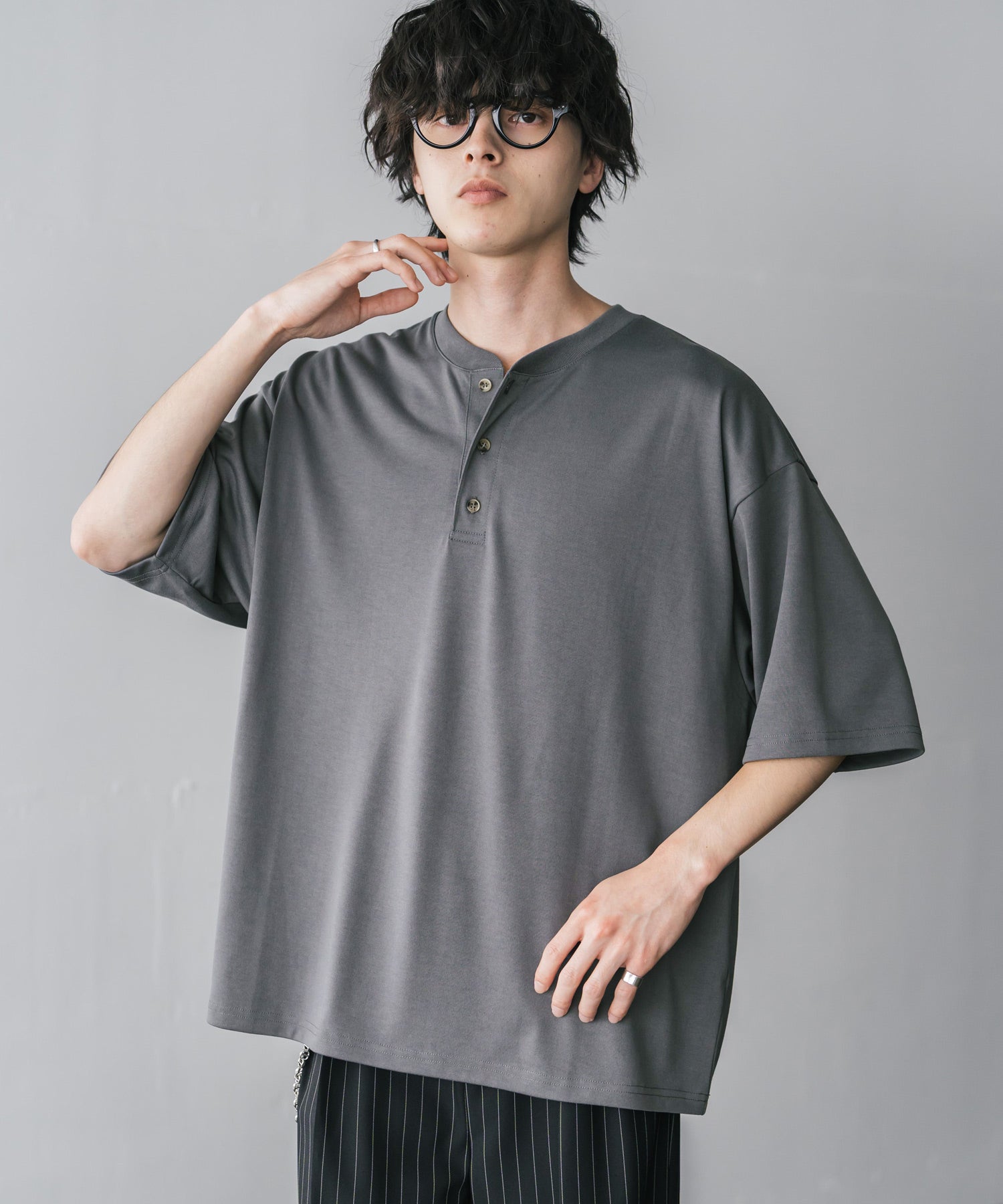 AIR TEC+ 接触冷感・遮熱・UVカット 多機能ヘンリーネック半袖Tシャツ