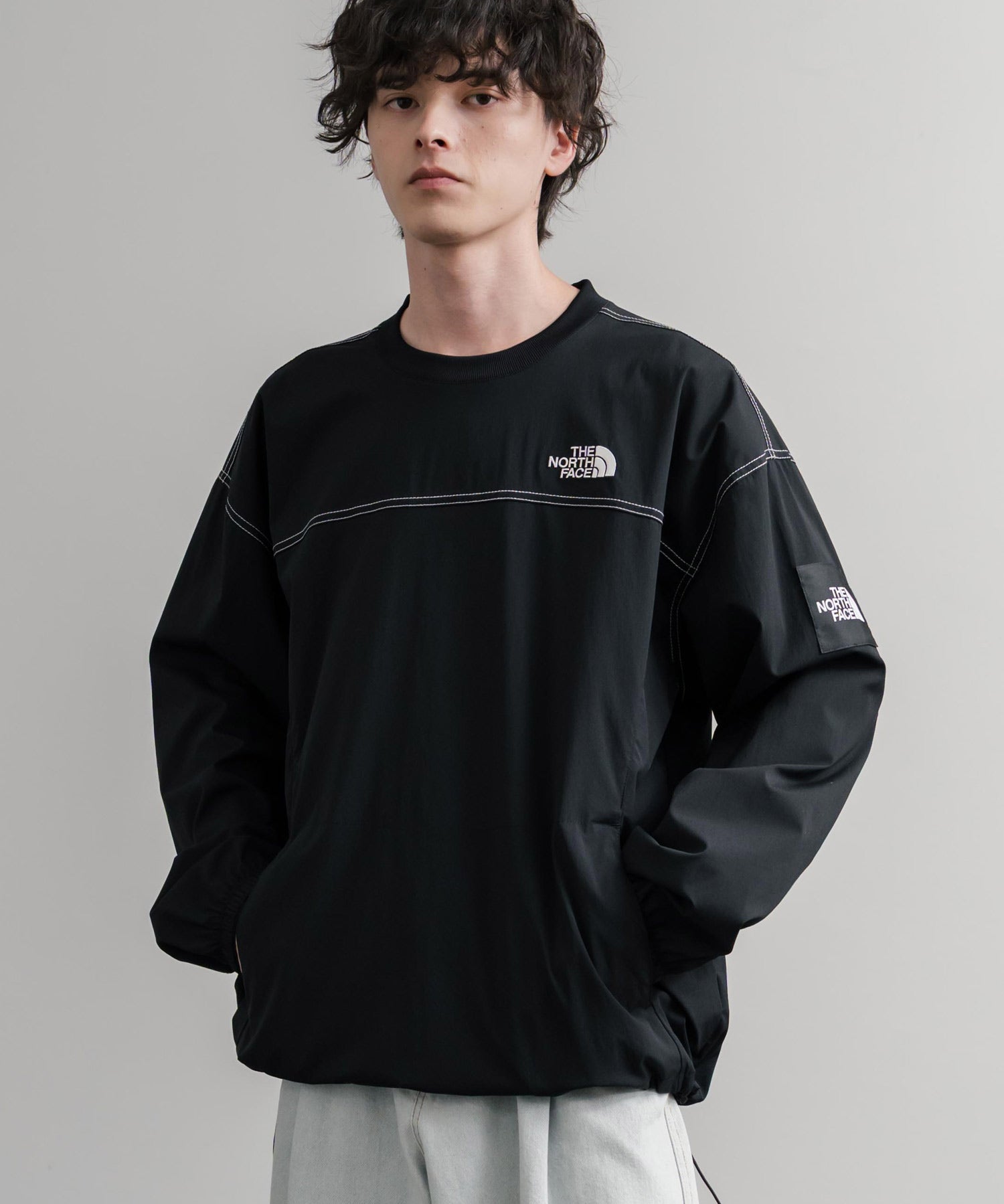 日本未展開モデル THE NORTH FACE ザ・ノースフェイス WHITE LABEL ホワイトレーベル TNF LOGO CREWNECK ワンポイントロゴステッチ長袖カットソー 15434